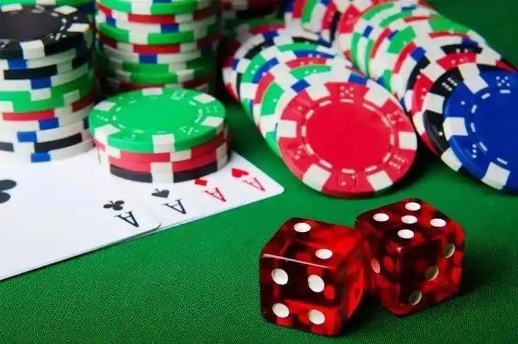 Slot games and virtual sports on 100 bet